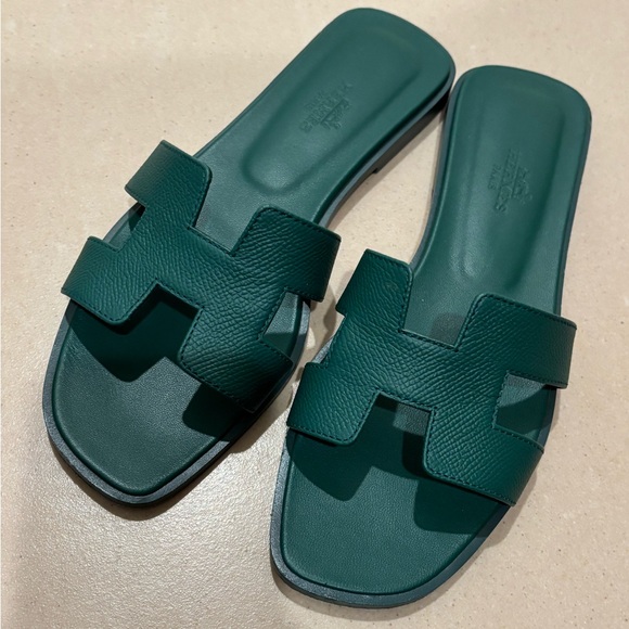 HERMES ORAN “H” flat sandal in Vert Oyat pebbled leather Size 36 1/2 EU, EUC - Picture 3 of 15